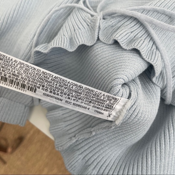 ZARA PUFFER SLEEVE BLOUSE SIZE MEDIUM - Picture 5 of 6